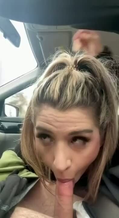 women with overbites giving blowjobs with Blumlay — blowjob tube video