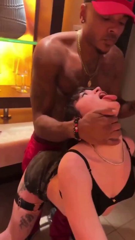 my wife sucks cocks