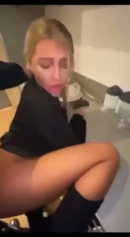 story + dry pussy
