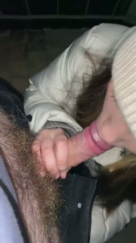 Laura Park in girlfriend anal deepthroats — leaked deepthroat video
